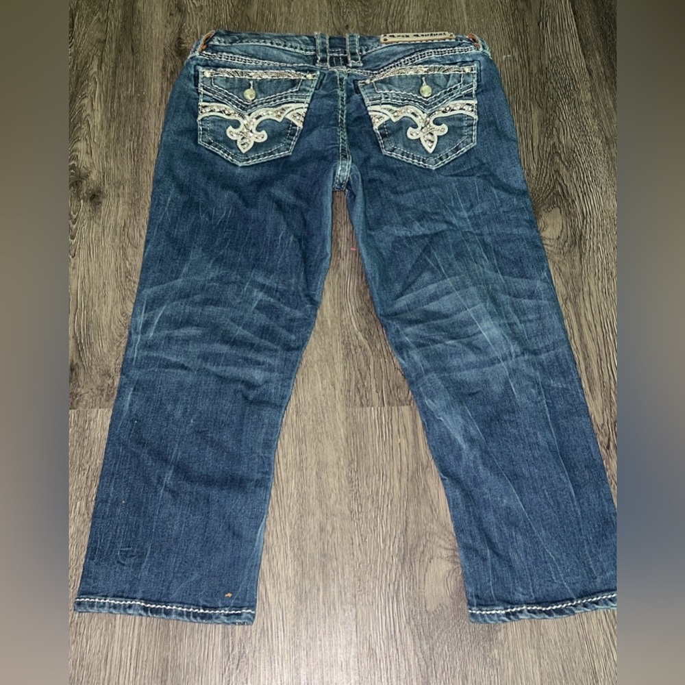 Women’s Rock Revival Jean capris size 28